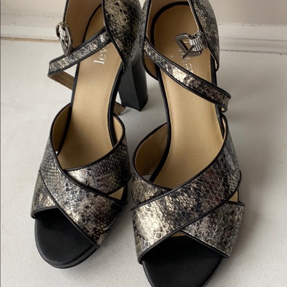 Levity Jaguar Python Metallic Patterned Heels - Picture 2 of 5